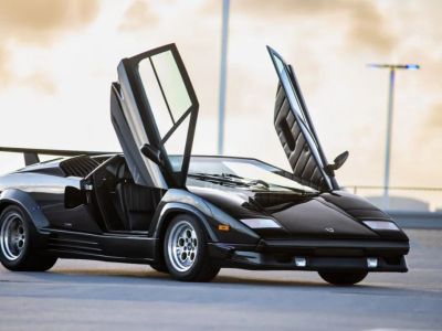lamborghini-countach