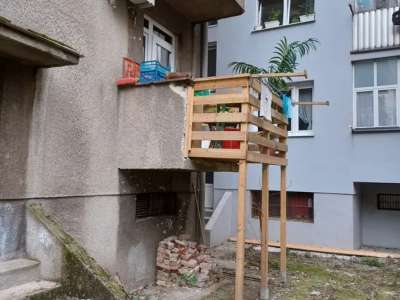 balkon, lesena konstrukcija, zagreb