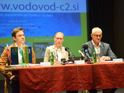 urška-mauko-tuš, andrej-vrzel, andrej-steyer, vodovod-sistema-c, tiskovna