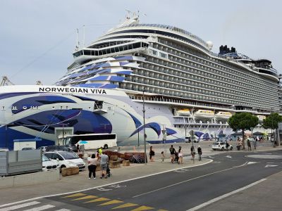 ladja, koper, Norwegian Viva.jpg