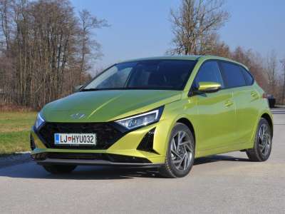 HYUNDAI i20 prenova (1).jpg