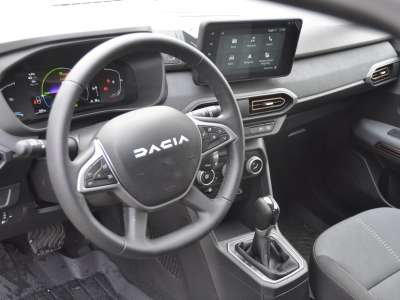 Dacia Jogger Hybrid 140 Extreme_001.JPG