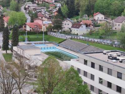 Trbovlje, bazen april 2024.jpg