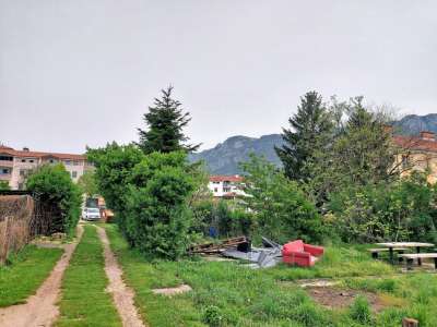 900457_089-tovarniska2.jpg