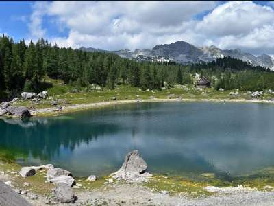dvojno jezero.jpg