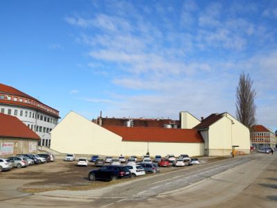 1668436072_cg_parkirna_hisa.jpg