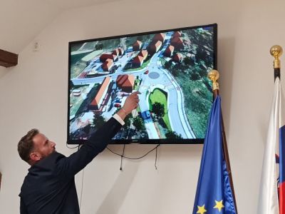 1665409261_sd-krozisče_na_griču.jpg