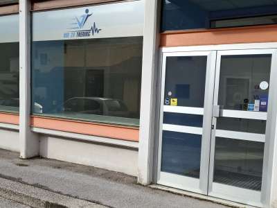 Borovo ex trgovina.jpg