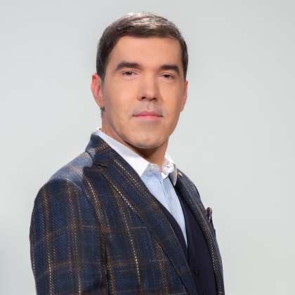 Mario Galunič je na TVS začel delati že kot študent. Gledalcem se je v srca zapisal kot voditelj razvedrilnih oddaj Spet doma, Zoom, Nedeljskih 60, Mario, Moja Slovenija in Avtoportre.
