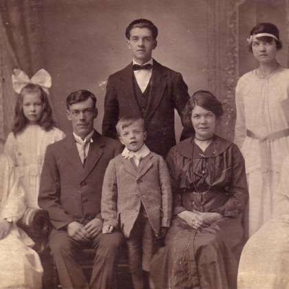 Fotografije pokojnih