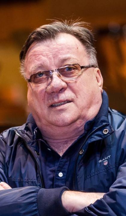 Legendarni pevec halid Bešlić