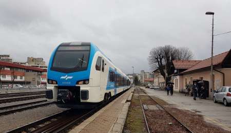 Združevanje vlakov zaradi investicijskih del na železniški infrastrukturi