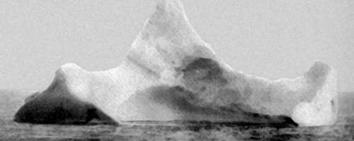 Izsledili ledeno goro, ki je potopila Titanik