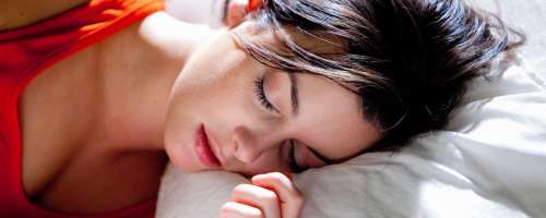 6 stvari, ki se nam zgodijo med spanjem!