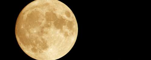 Polna luna je poseben dan v mesecu, ko doživimo vrhunec energije