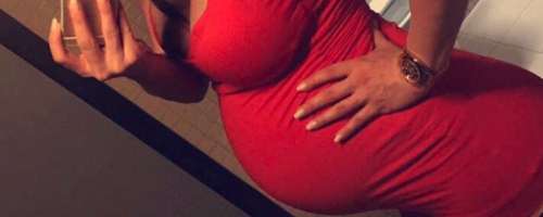 Tik pred porodom je znana slovenska nosečnica močno presenetila
