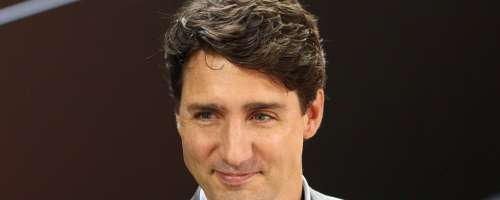 Kanadski premier navdušil z izborom enega kosa oblačila
