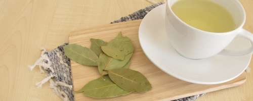 Recept za čaj, ki učinkovito olajša težave pri koronavirusu