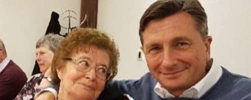 Predsednih Pahor se je od matere poslovil s tem čustvenim zapisom