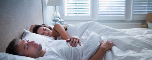 Vse več Slovencev ima težave z motnjami dihanja v spanju