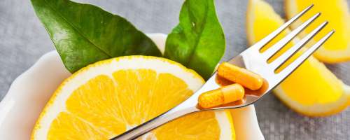 Znanstvene trditve o vlogi vitamina C v telesu