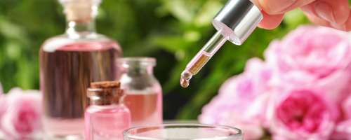 Eterična olja upočasnujejo staranje kože