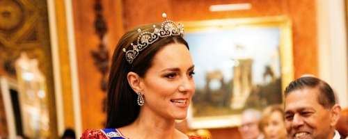 Ali palača priljubljeno Kate Middleton uporablja za distrakcijo?