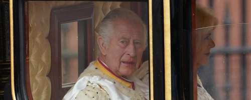 Kralj Karel III. ob 75. rojstnemu dnevu objavil sliko Harryja in Diane