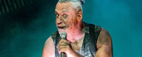 Pevec skupine Rammstein obtožen spolnega nadlegovanja