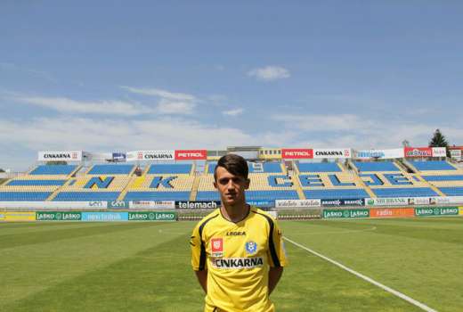 valon ahmedi