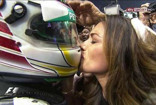 Nicole-Scherzinger-and-Lewis-Hamilton-in-Abu-Dhabi-539161