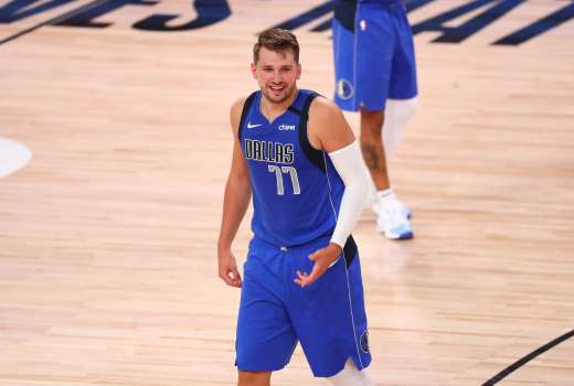 luka doncic dallas 20 re