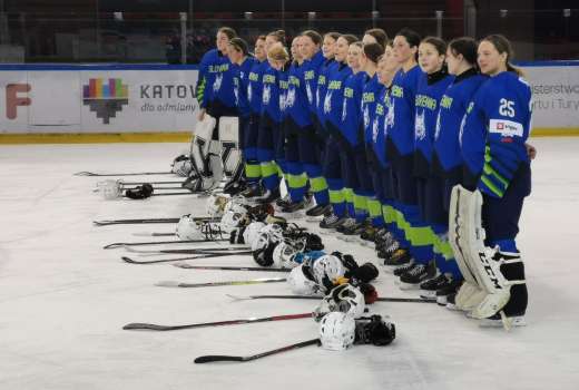 hokej slovenija zenske