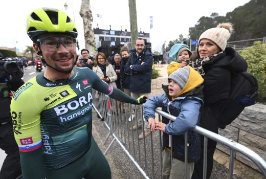 lora klinc roglic