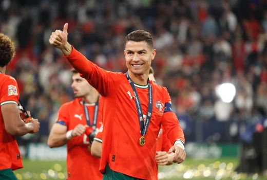 Cristiano Ronaldo 25 pm