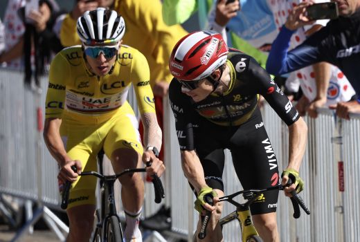 tadej pgoacar jonas vingegaard ventoux