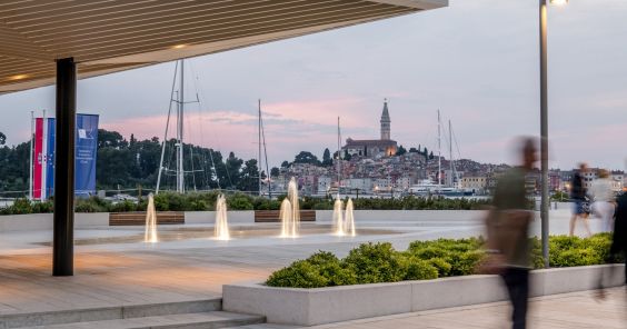 Dva tedna prebivala v prestižnem hotelu v Rovinju in pobegnila brez plačila