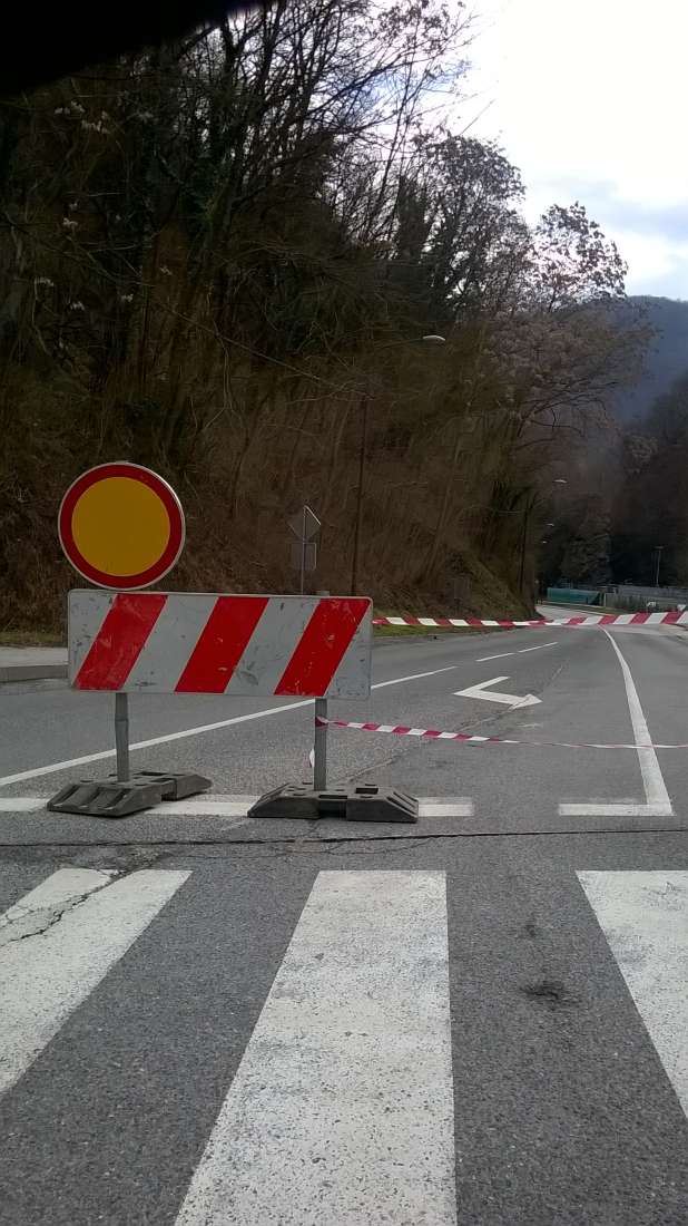 Na cesti čez Slačnik po novem semafor