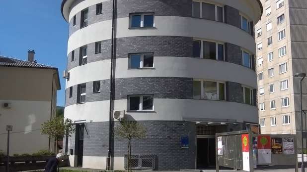 Finančna pisarna Trbovlje, edina v regiji, še vedno zaprta