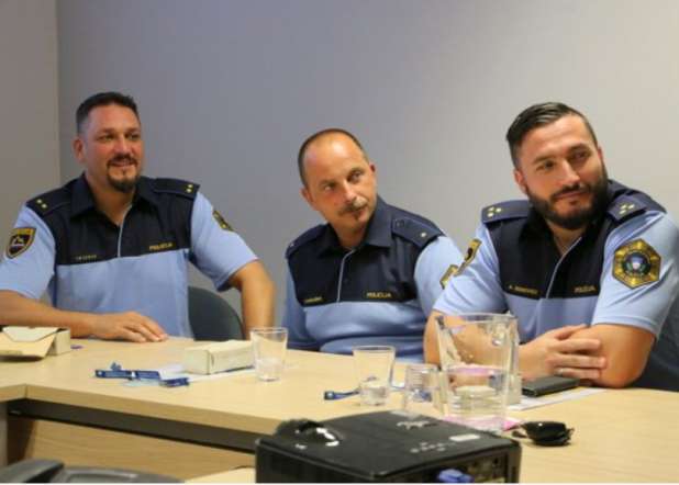 V Makedoniji tudi policist iz Hrastnika
