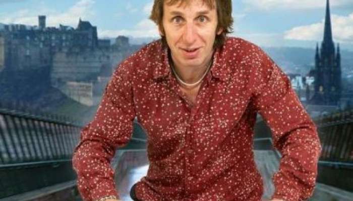 Stand up: Ian Stone o kraljičinem lipicancu