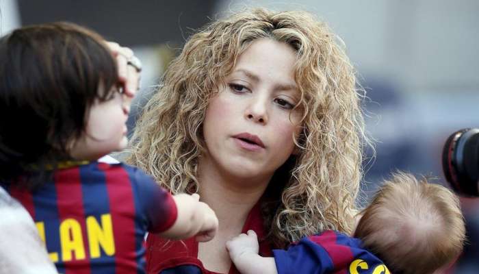 Shakira z otrokoma.