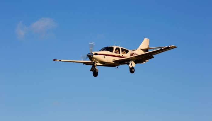 Rockwell Commander 112B
