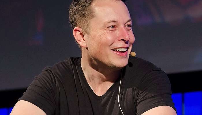 Elon Musk vloži tožbo proti podjetju OpenAI