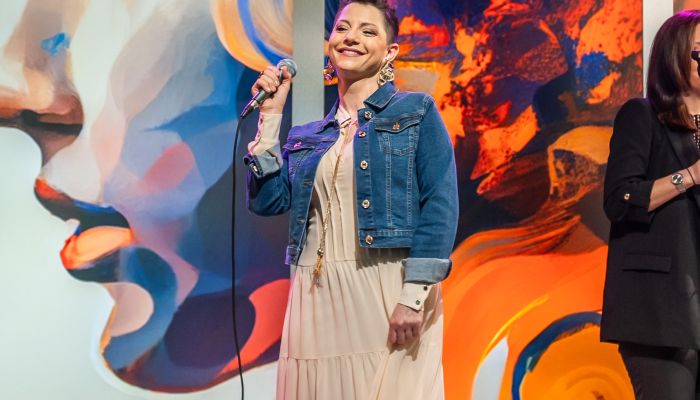 Tanja Žagar - Na tokratnjem koncertu si želi, da ni odvečnih stvari, ampak so dovolj ona, njena glas