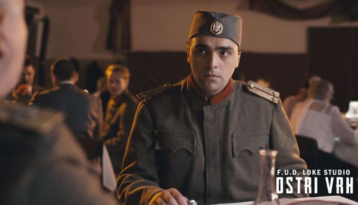 Film-Ostri vrh