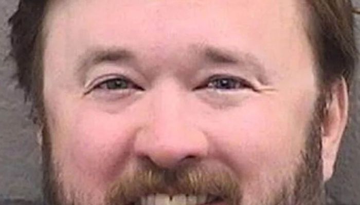 Haley Joel Osment - Policijska fotografija ob aretaciji igralca