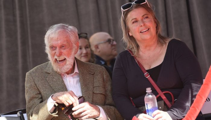 Dick Van Dyke - Legendarni Dick Van Dyke ima 46 let mlajšo ženo