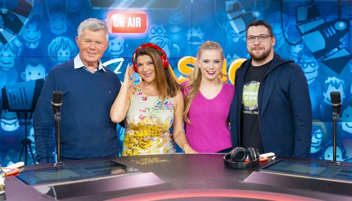 Jasni Kuljaj so se pridružili Boris Kopitar, Zala Smolnikar in Žiga Tominec