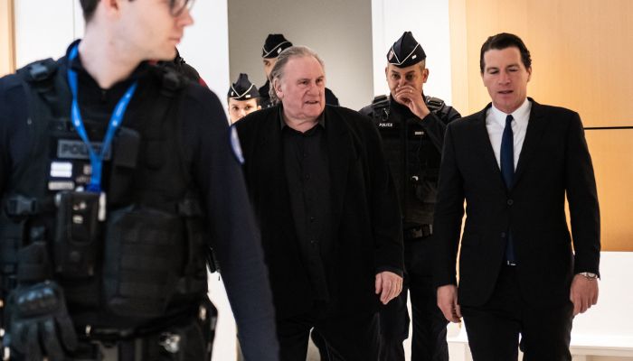 Gérard Depardieu - Legendarnega francoskega igralca Gérarda Depardieuja so spoznali za krivega spoln